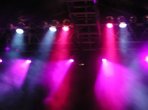 stage-lighting-1-743103-m